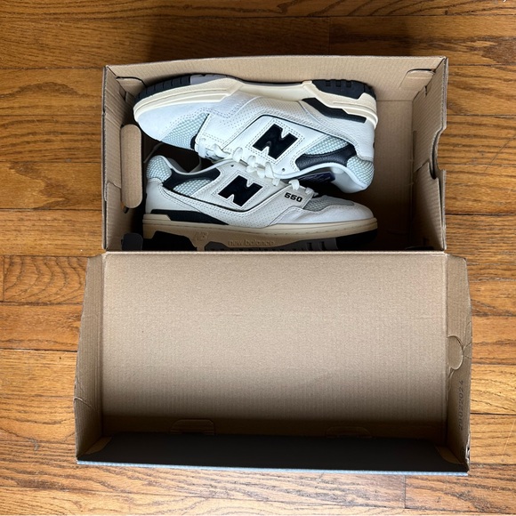 New Balance 550 White Black Sneakers - Picture 8 of 9